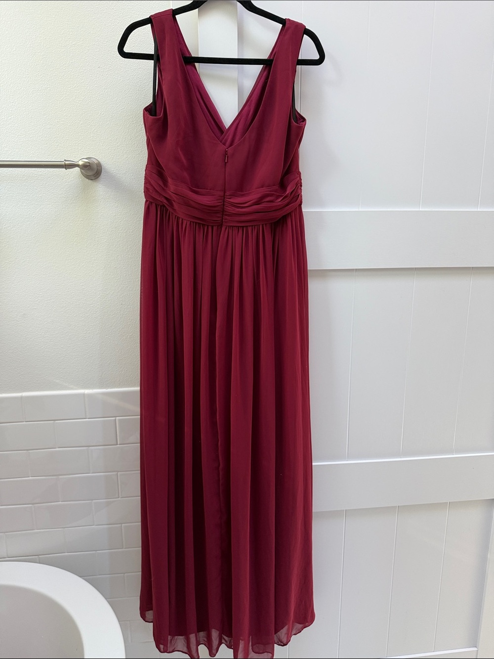 Dessy Collection 2894 Elegant V-Neck Burgundy Maxi Bridesmaid Dress Size 14 - Picture 6 of 10
